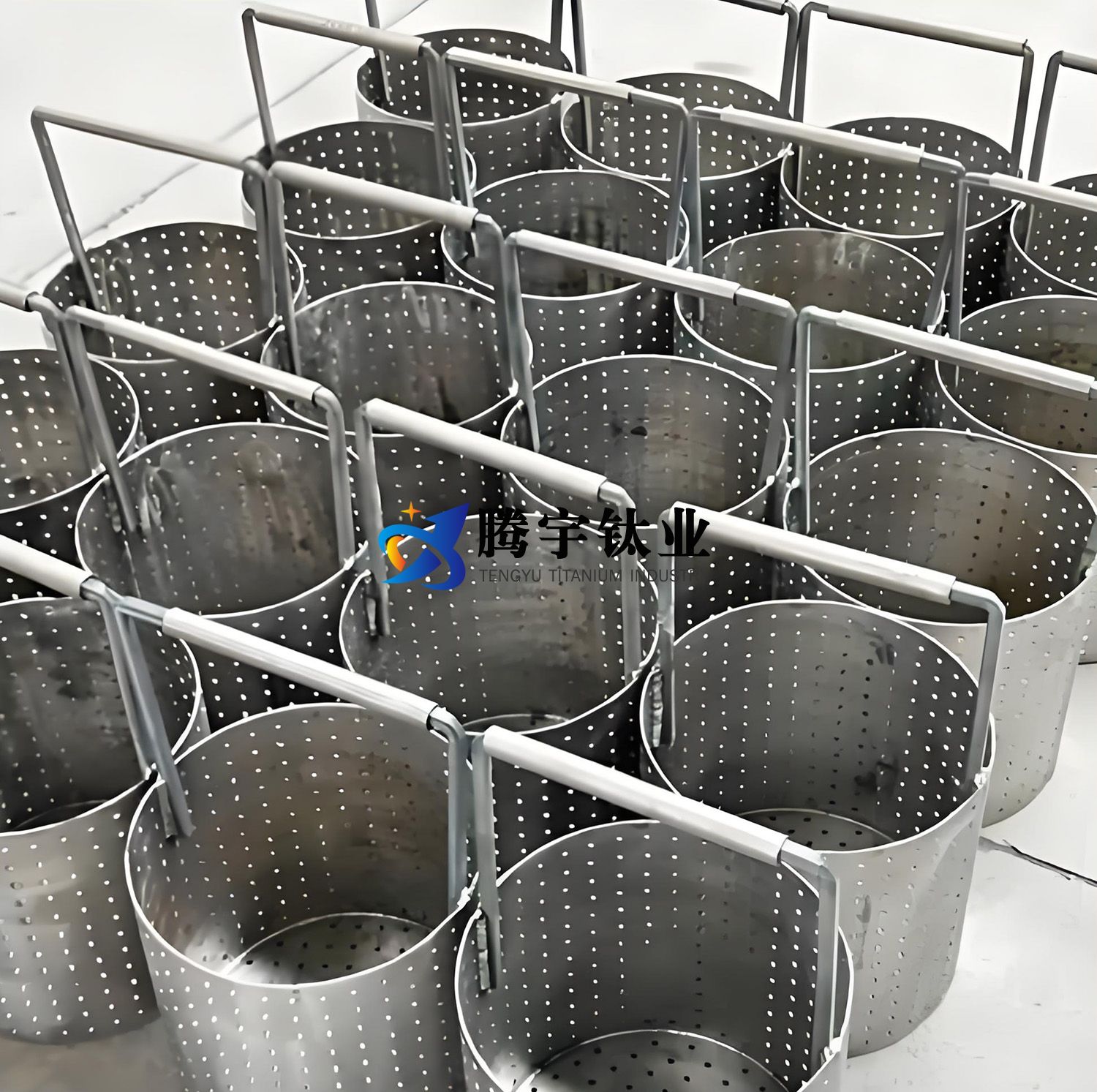 TA1/TA2/TA9/TC4鈦網(wǎng)藍(lán)的表面處理工藝與保養(yǎng)維護(hù)方案